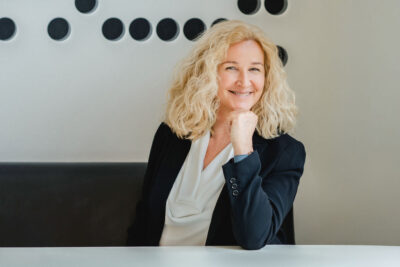 Susanne Henke, Fachübersetzerin