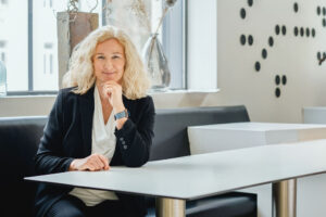 Susanne Henke, Fachübersetzerin für Medizin, Recht und HR Susanne Henke, Fachübersetzerin für Medizin, Recht und HR